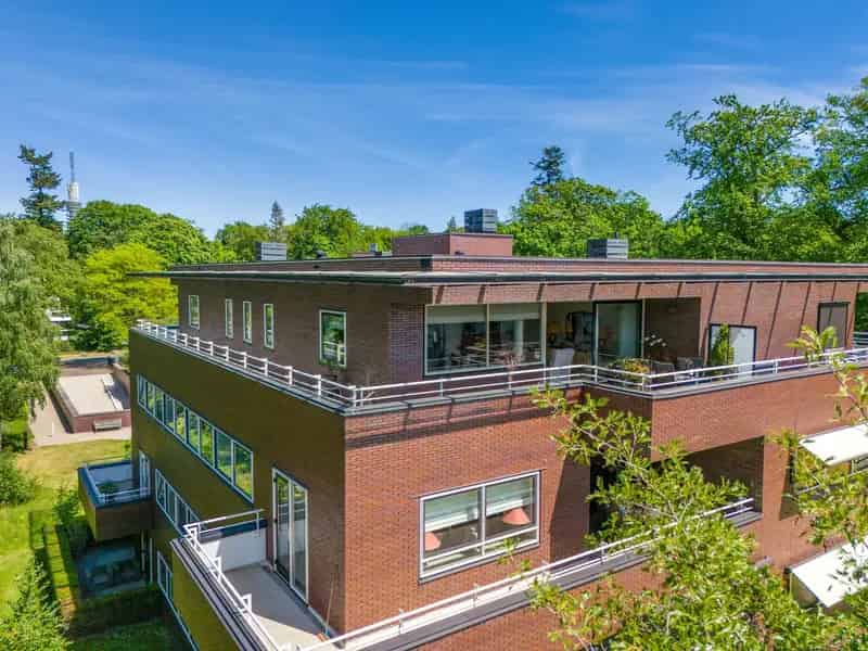 Penthouse te koop Hilversum - Ruim terras en parkeerplaats