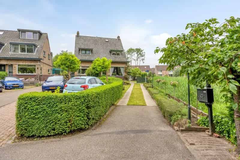2-onder-1-kapwoning Rotterdam Grote Tuin Garage
