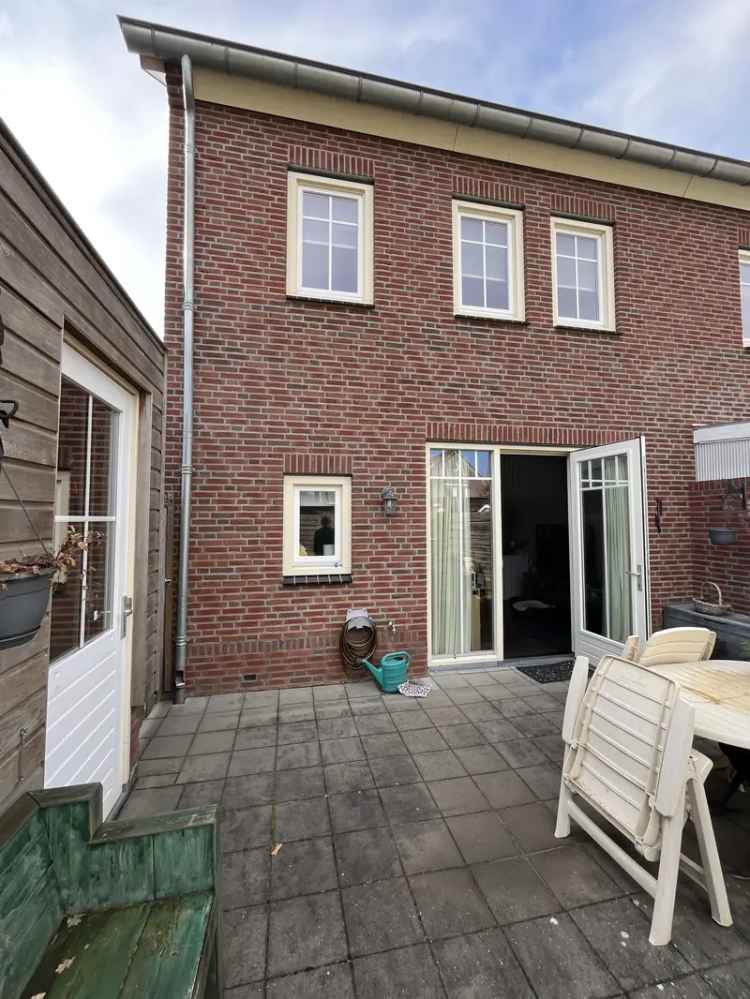 Huis Te Huur in 21, Koppelenburgerweg, Brummen, Gelderland