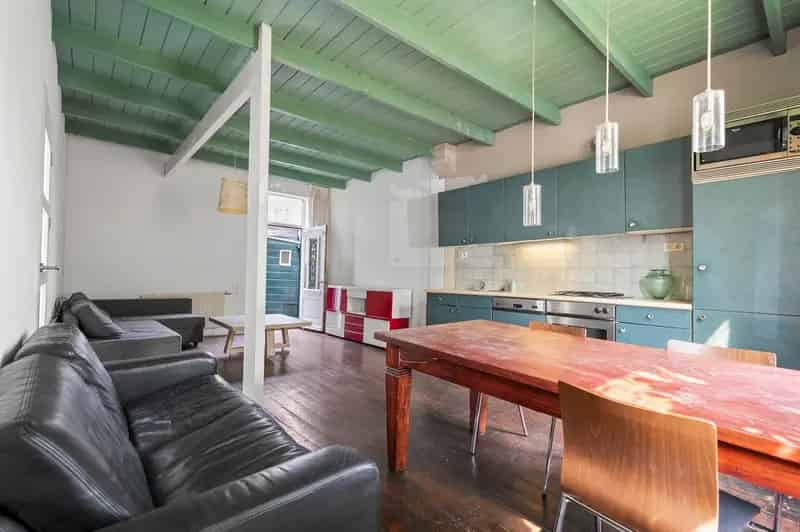 Huis te koop Zaandam: karakteristieke woning met veel potentie