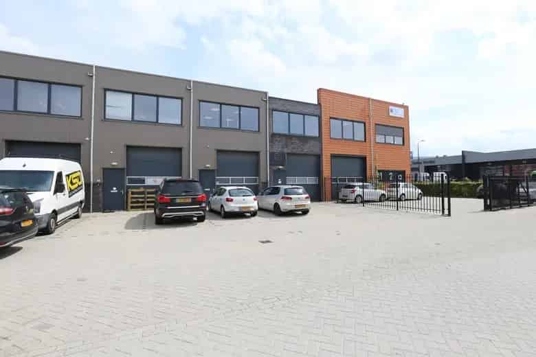Bedrijfsruimte te koop Alblasserdam 118m2