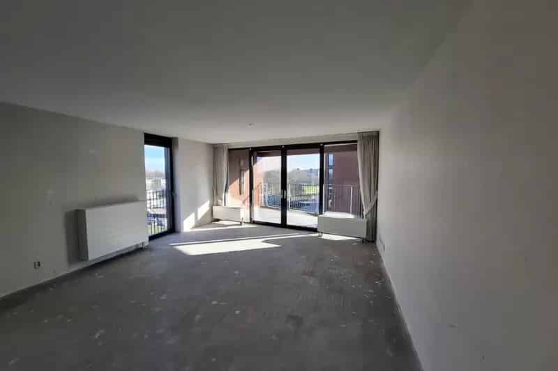Appartement Hoogvliet 3 slaapkamers balkon parkeerplaats
