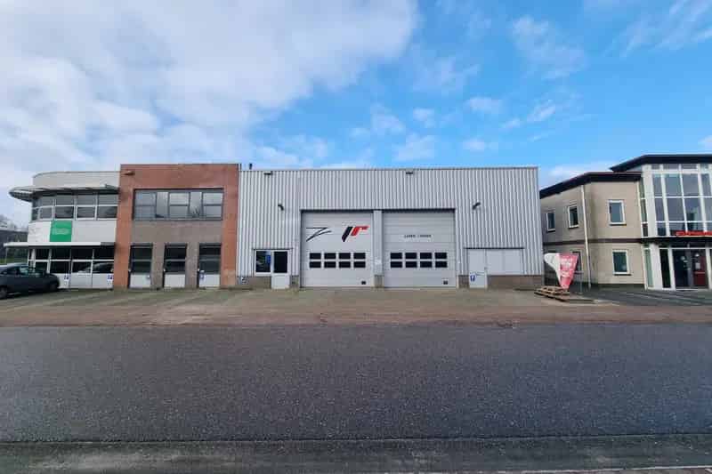 Bedrijfshal te Huur Nijkerk 390m2 Bedrijfsruimte Kantoor