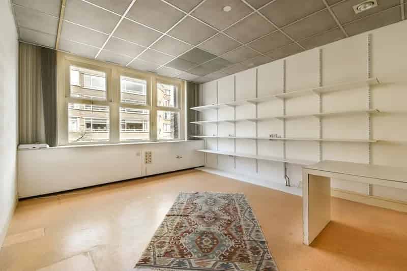 Appartement Amsterdam Zuid 113m2 3 slaapkamers te renoveren