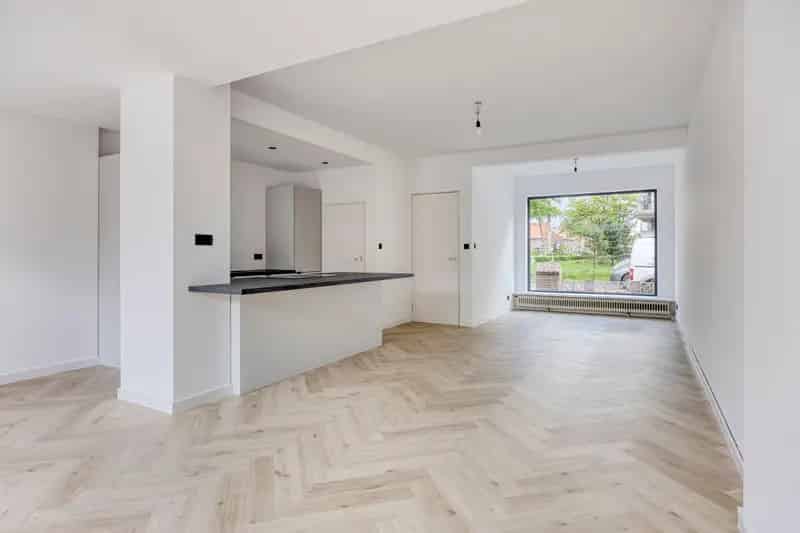 Moderne Tussenwoning Waalwijk Nabij Centrum