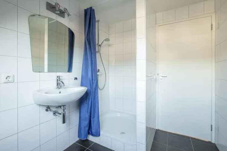 Half Vrijstaand Herenhuis Roermond 995m² Perceel
