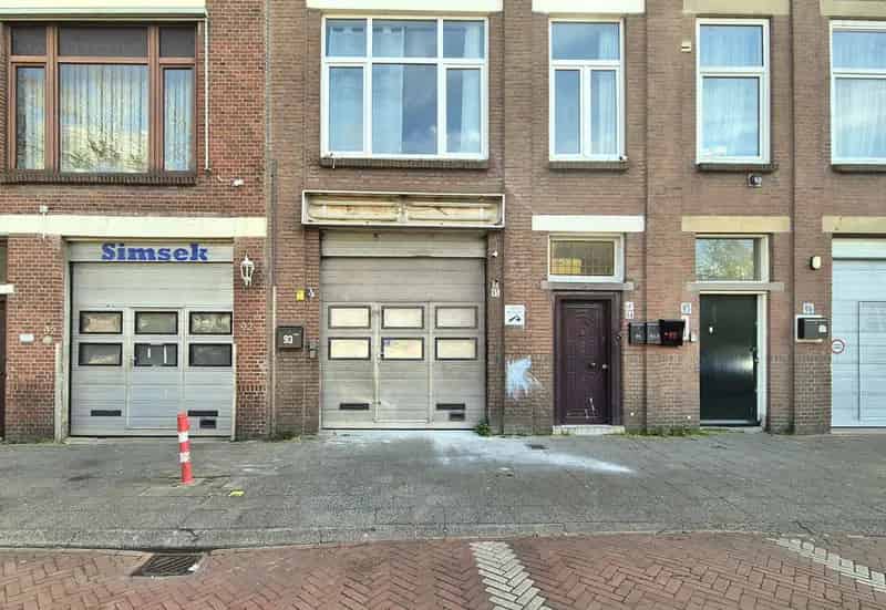 Bedrijfshal Den Haag | Zoek bedrijfshallen te koop: Laakkade 93 2521 XE Den Haag 