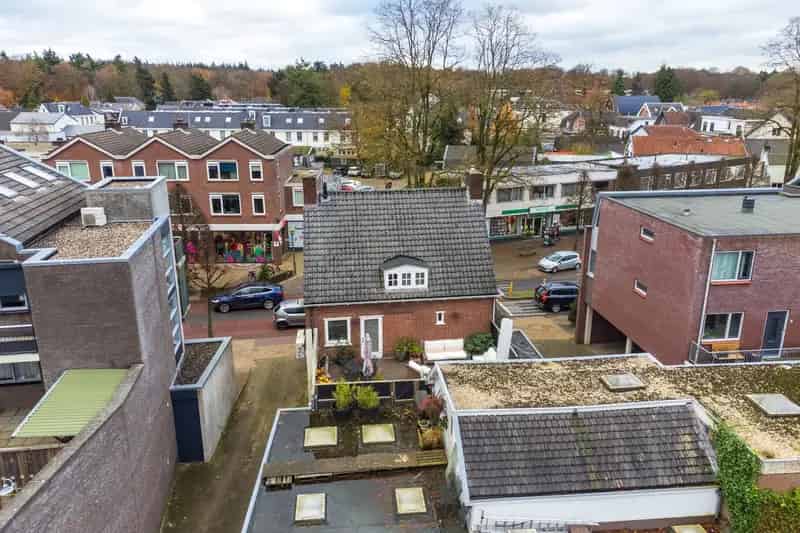 Winkel Bedrijfs en Woonruimte te Doorn