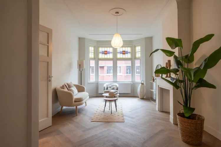 Woning Te Koop in Den Haag, Zuid-Holland