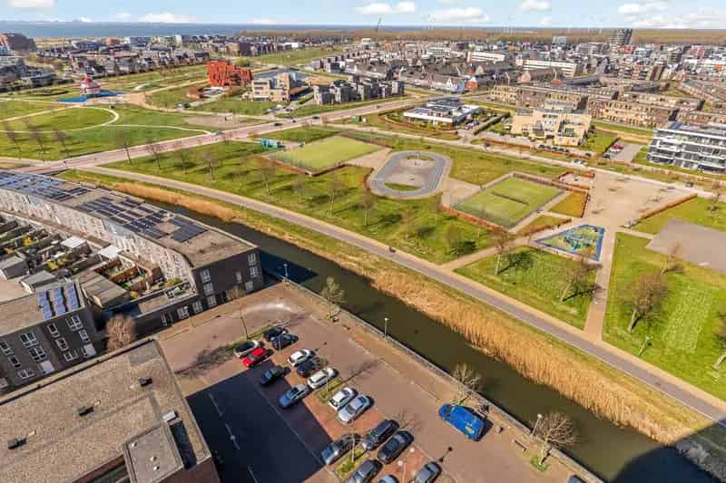 Appartement Almere Poort 58m2  Eigen parkeerplaats Energieklasse A