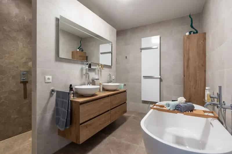 Luxe Gasloze Villa Heerlen Zuid  A+++ 30 Zonnepanelen
