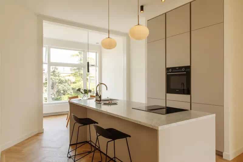 Luxe appartement Den Haag Bloemenbuurt nabij strand
