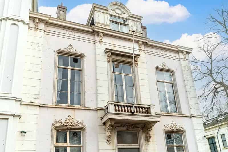 Monumentale Villa Den Haag 615m2 19 Kamers Renovatieproject
