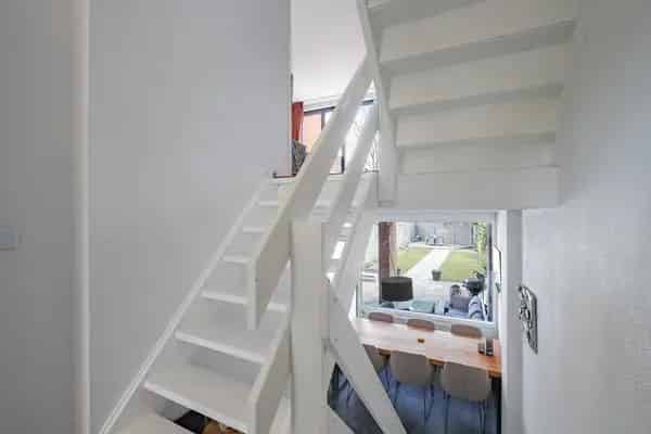 Ruime Split Level Woning Landgraaf 3 slaapkamers Diepe Tuin Dakterras