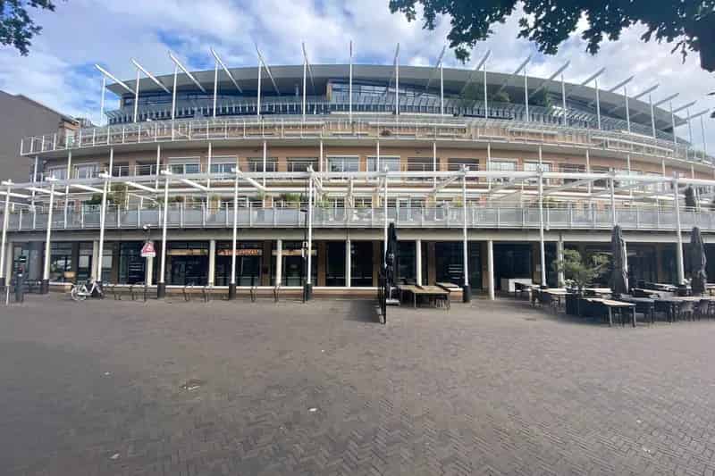 Commerciële Ruimte te Huur Emmen Centrum 230m²