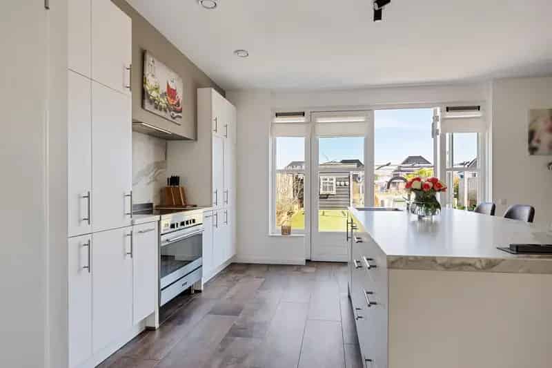 Ruime 2-onder-1-kapwoning Lelystad 4 slaapkamers Wellness tuin