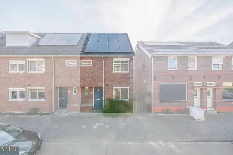 Ruime gezinswoning Blerick instapklaar 4 slaapkamers tuin