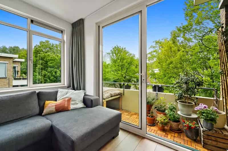 Appartement te koop Bezuidenhout 89m2 gerenoveerd 2 slaapkamers