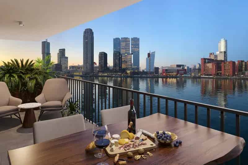 Luxe Appartement Rotterdam Rijnhaven  2 Badkamers Balkon Parkeerplaats