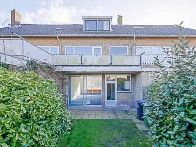 Huurwoning Den Helder Middenweg 4 slaapkamers 145m2
