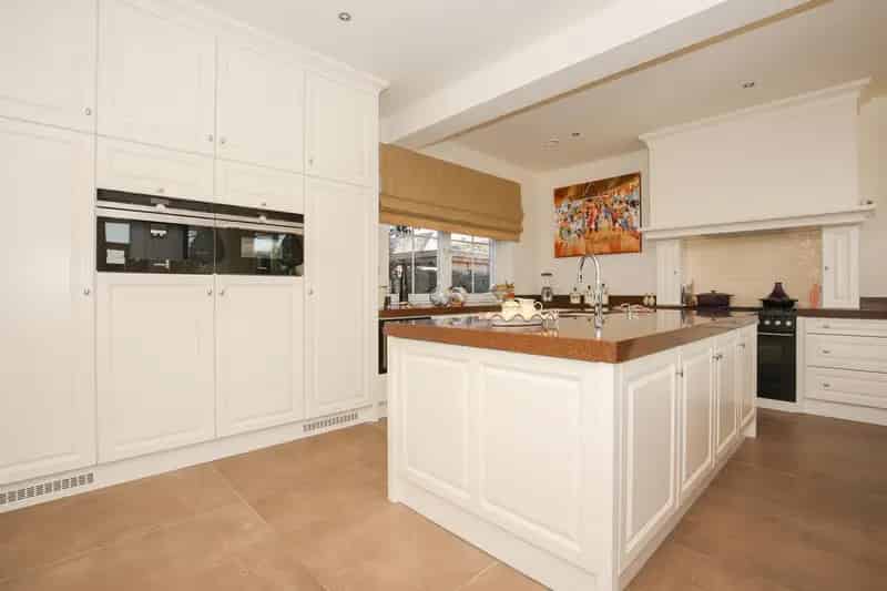 Luxe Villa Apeldoorn 270m2 Serre Zwembad 4 slaapkamers