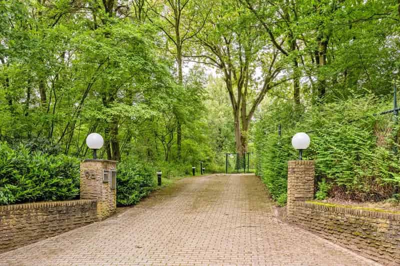 Huis te koop: Utrechtseweg 9-A 6866 CG Heelsum | Funda