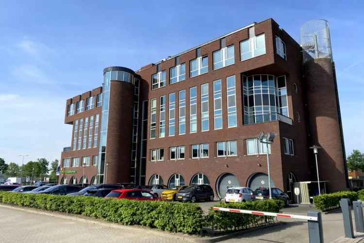 333 - 1027 m2 Kantoorruimte te Huur Waardenburg A2