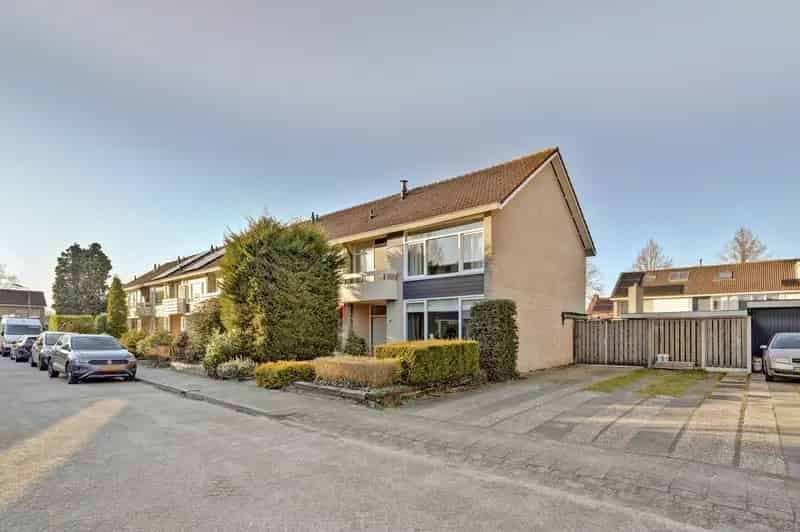 Ruime Hoekwoning Moergestel - Dubbele Garage - Grote Tuin