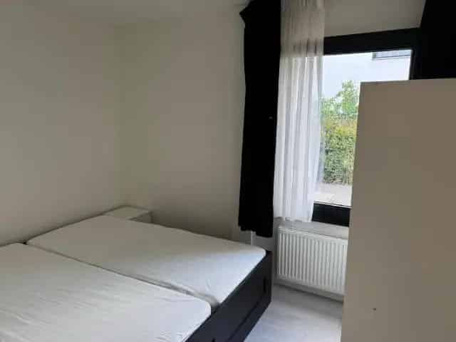 Gemeubileerd Appartement Roermond 3 slaapkamers 2 badkamers