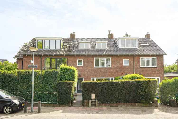 6 Slaapkamers Huis te koop in Naarden 154m2
