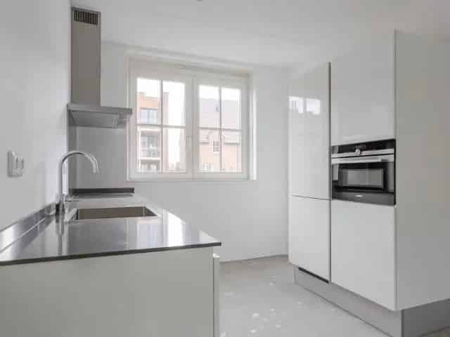 5 Kamer Tussenwoning Hoofddorp 137m2 3 Slaapkamers Zonnepanelen