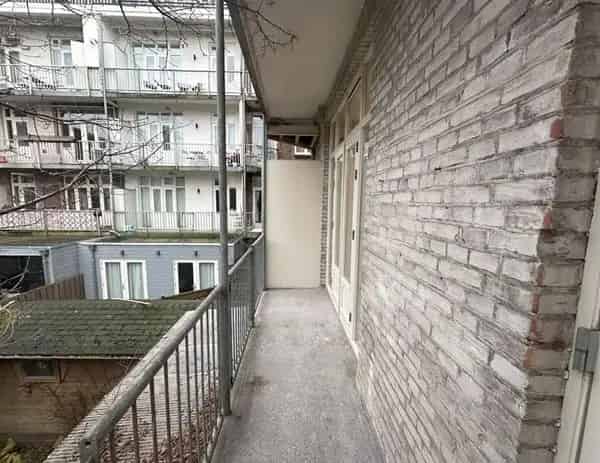 Trendy Appartement Amsterdam West Nabij Hoofdweg