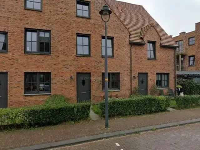 3 Slaapkamer Eengezinswoning te Huur Hoofddorp