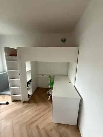 IKEA Hoogslaper met Bureau en Kast