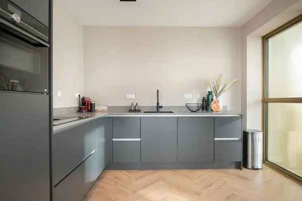 Appartement Te Huur in Rotterdam, Zuid-Holland