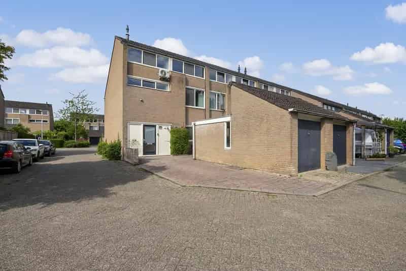Ruime Hoekwoning Huissen 4 Slaapkamers Moderne Keuken Instapklaar