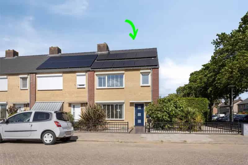 Moderne woning Roosendaal 3 slaapkamers serre 12 zonnepanelen