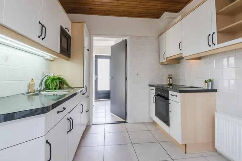 Te Koop Hoek 3 Slaapkamers Moderne Badkamer Instapklaar