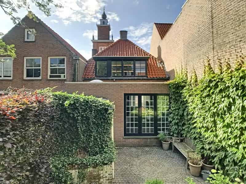 Authentieke woning te Sluis met Belfortzicht - Wonen en Werken