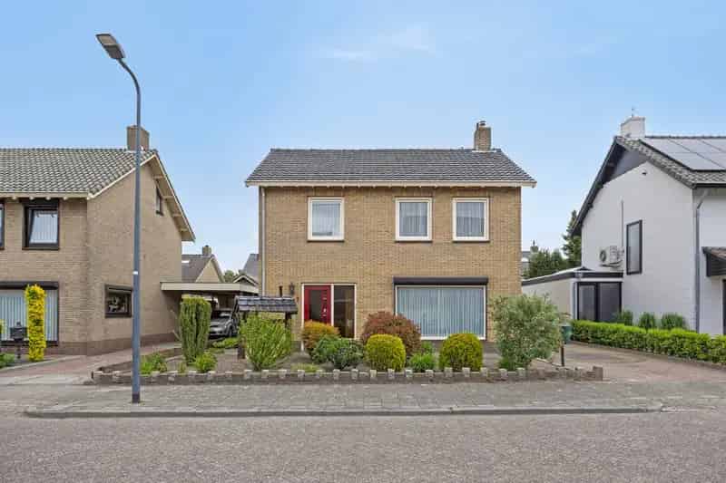 Vrijstaande woning Rosmalen ruime tuin uitbreidingsmogelijkheden