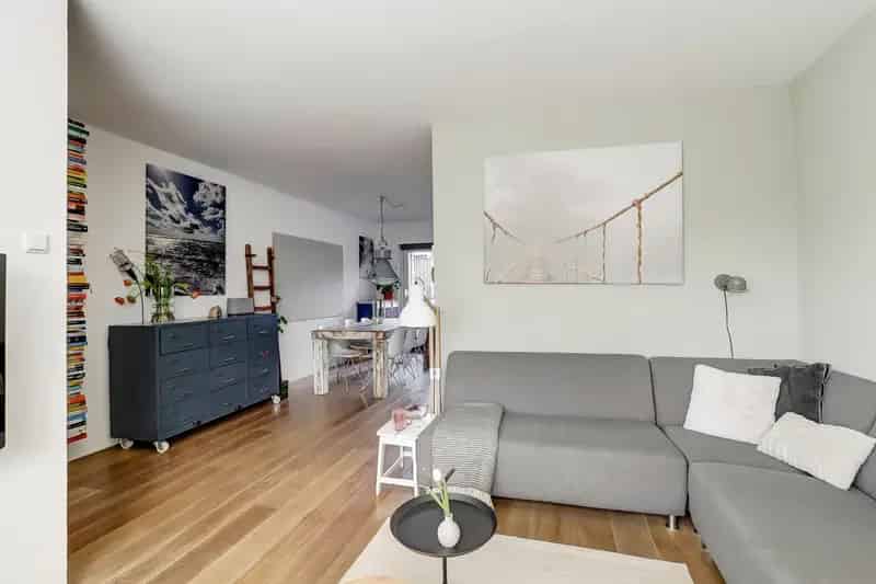 Huis te koop Baarn: 4 slaapkamers, 104m², diepe tuin