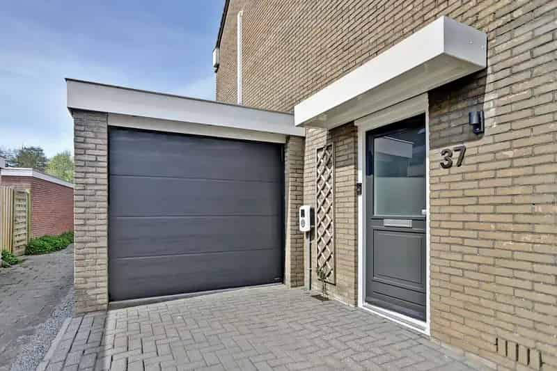 Instapklare gezinswoning Goes 4 slaapkamers grote tuin garage