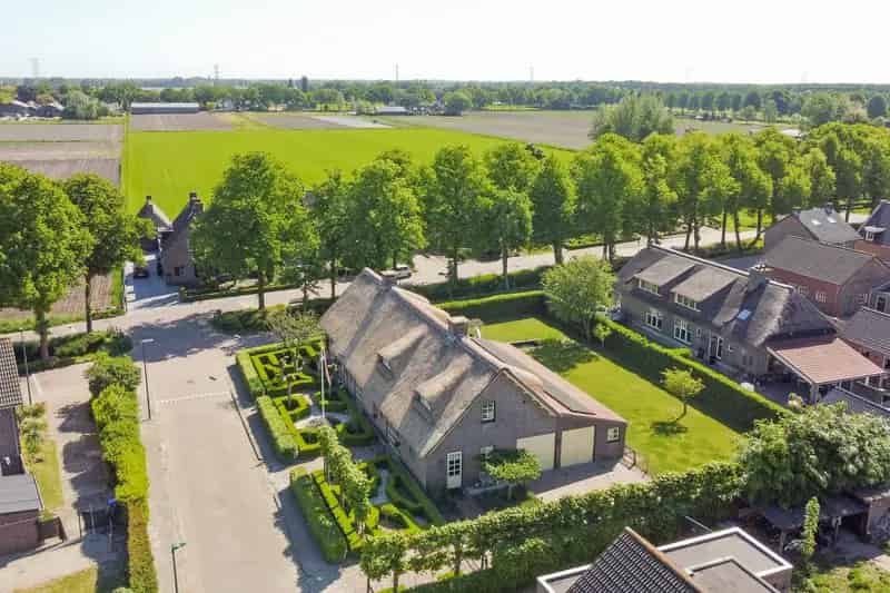 Woonboerderij Vaartweg Dongen 1288m2 15 Zonnepanelen