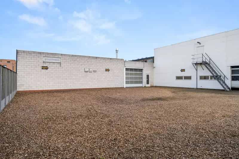 Bedrijfshal te Huur Ede 143m²  Ruim Buitenterrein 636m²