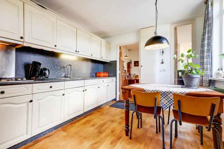 Ruime gezinswoning Ede 131m						2