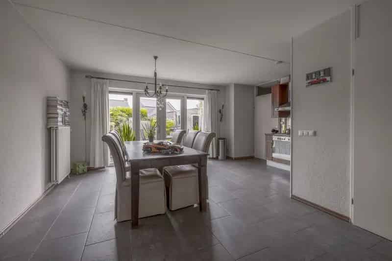 Tegelen Familiewoning 4 slaapkamers kindvriendelijke omgeving