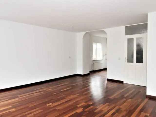 Hoekwoning te huur in Leidschendam Het Lien