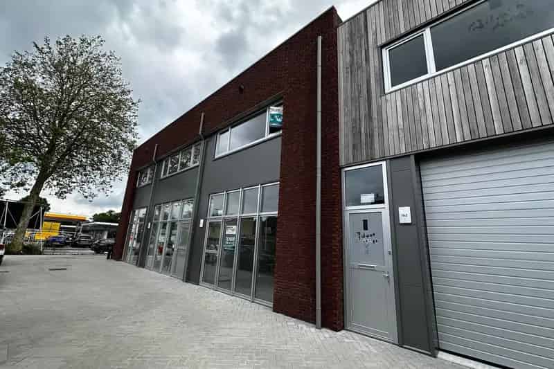 Bedrijfshal te Huur Zoetermeer Rokkeveenseweg
