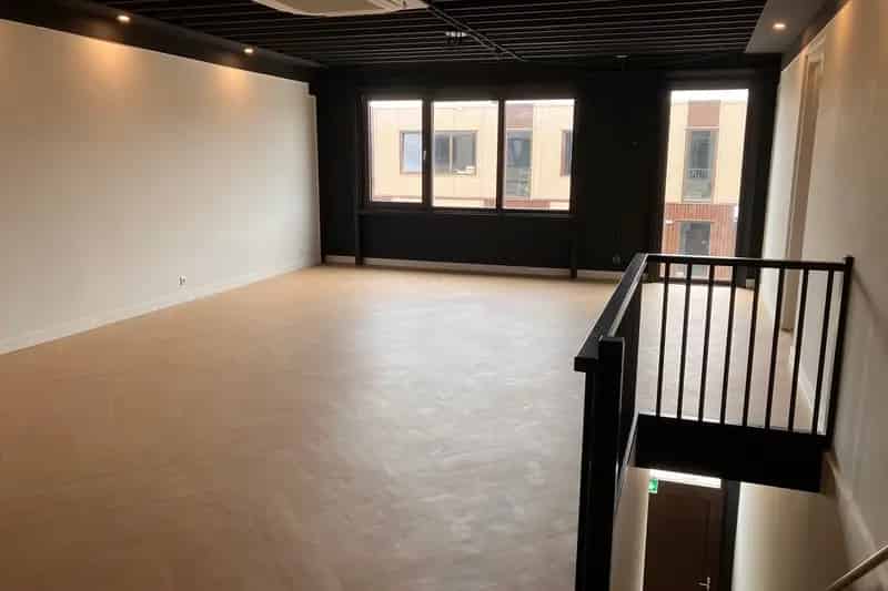 Bedrijfshal Kantoorruimte te Huur Utrecht Strijkviertel Overvliet 45