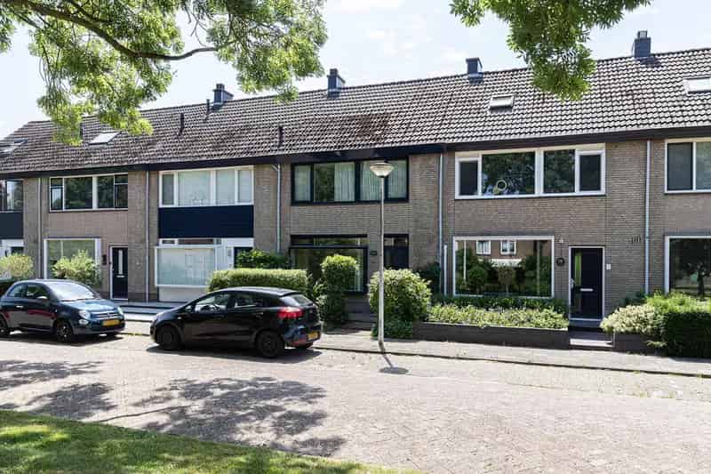 Ruime Tussenwoning 4 Slaapkamers Zonnige Tuin Papendrecht